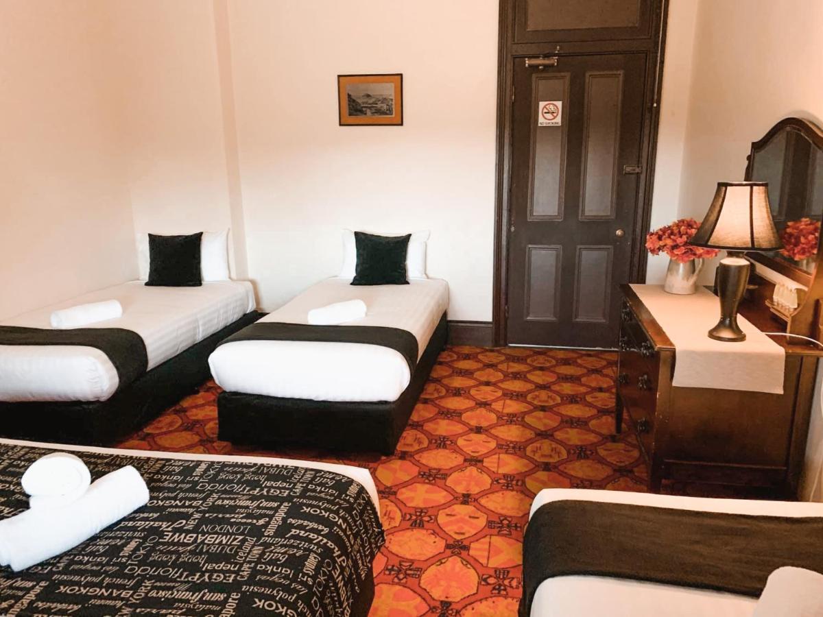 Neath Hotel Kültér fotó