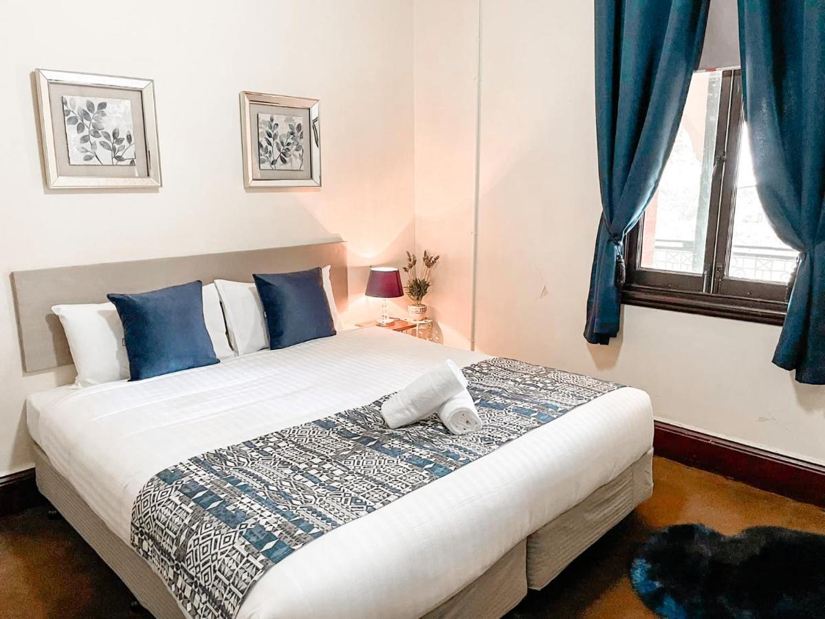 Neath Hotel Kültér fotó