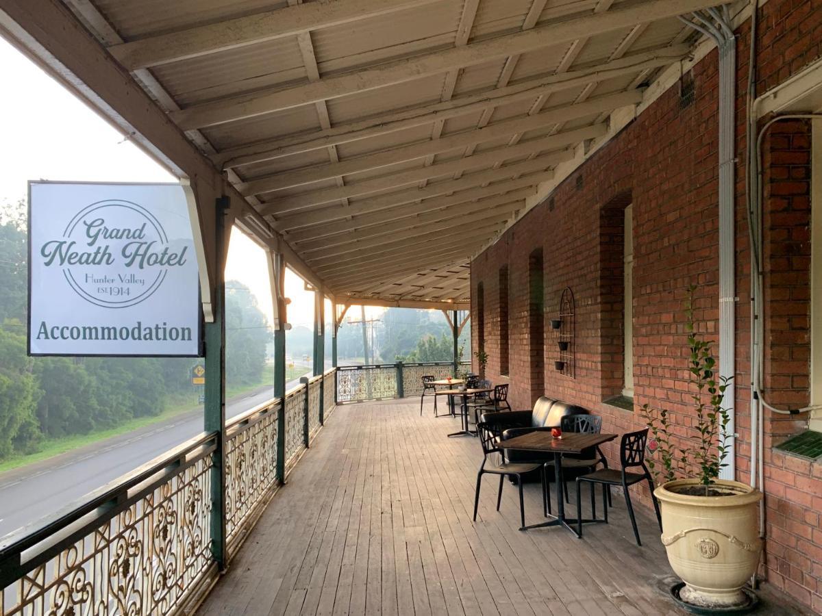 Neath Hotel Kültér fotó